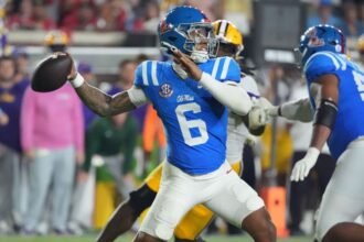 NFL draft risers, notes off Saturday's college games: Trinidad Chambliss in Round 1?