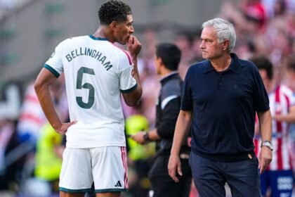 Mourinho blasts ref: 'Two red cards' for Atleti
