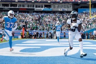 Fantasy buzz: DeVonta Smith in top 5?! Leading scorers through Sunday's early slate