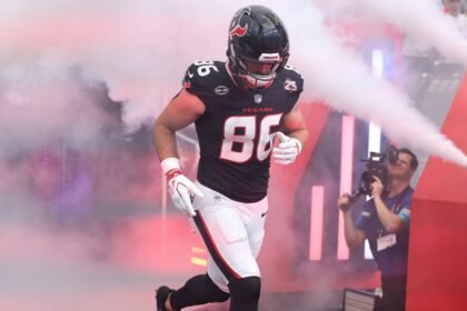 Free agents: Schultz, Coleman highlight top options for Week 3