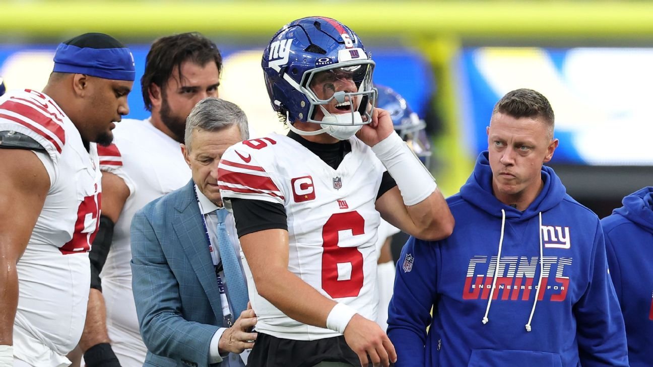 Sources: Giants QB Dart scheduled for left knee surgery Friday