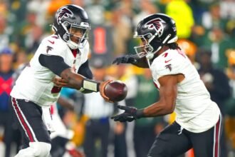 Falcons upset Packers in Michael Penix Jr.'s return from ACL