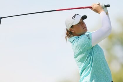 Coughlin first in LPGA history to open round with 9 straight birdies