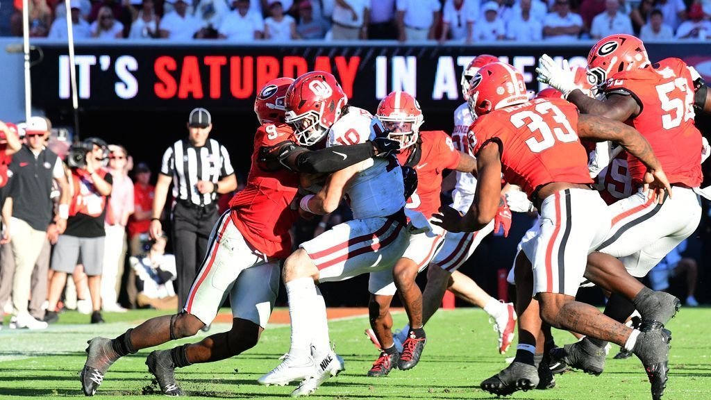 OU's Venables mulled benching QB Mateer after nightmare first half vs. UGA