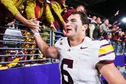 Fleck shares bloody good moment with senior Gopher after Big Ten road win