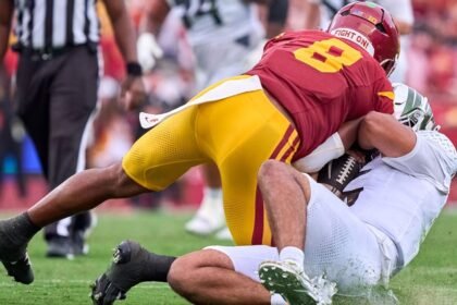 USC suspends LB Stephens after ejection for hit on Oregon QB Moore