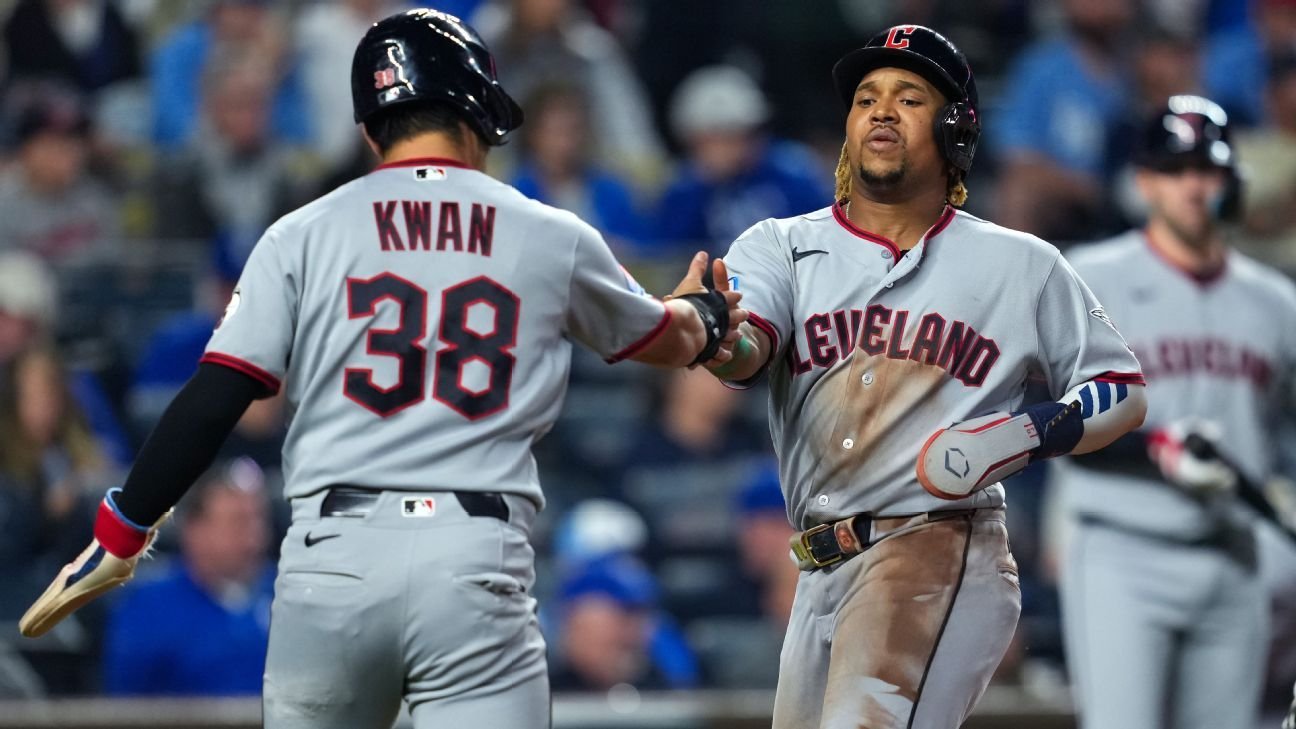 Playoffs: Schedule, postseason bracket, standings