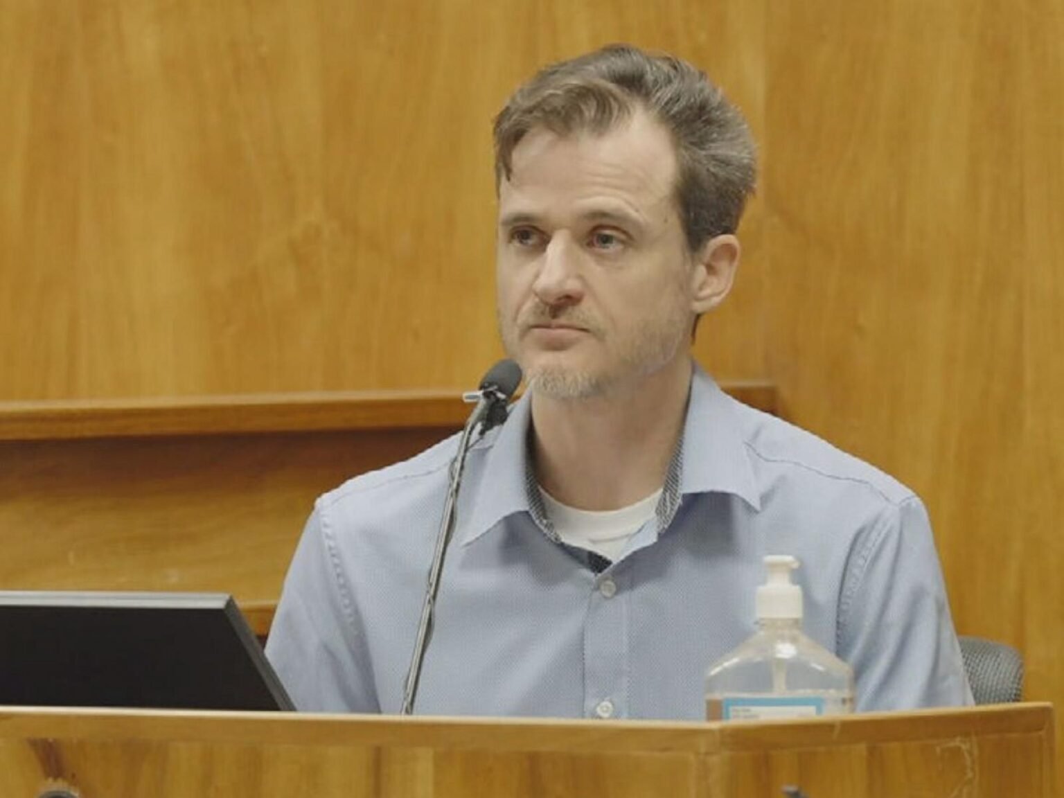 Hawaii doctor found guilty of trying to kill wife during hike denied new trial