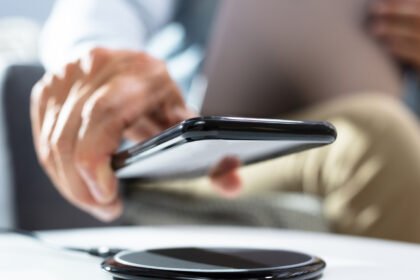 Wired vs. wireless charging: Which is better for battery health?