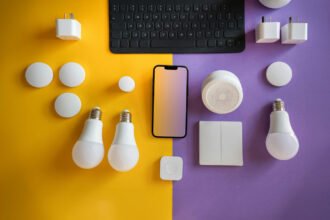 You can use your old laptop to make a smart home hub