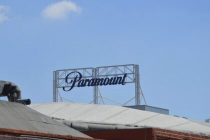 FCC allows Gulf state wealth funds to own nearly half of Paramount-Warner Bros.