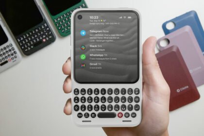 Clicks Communicator shipments begin in December