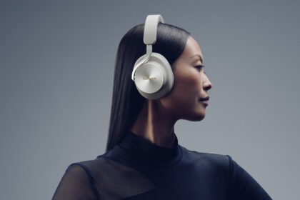 Technics brings magnetic fluid drivers to new EAH-A1000 headphones