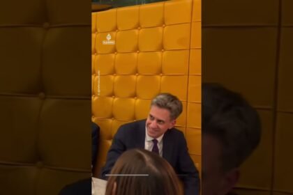 UK Foreign Secretary confronted by activists over Palestine Action ban | AJ #shorts