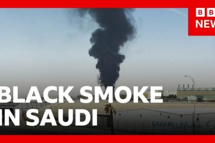 Black smoke in Saudi capital Riyadh as fighting intensifies in Yemen | BBC News
