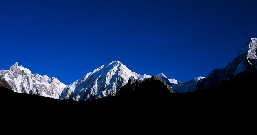 Rescue teams search for 12 people missing after deadly Nepal avalanche