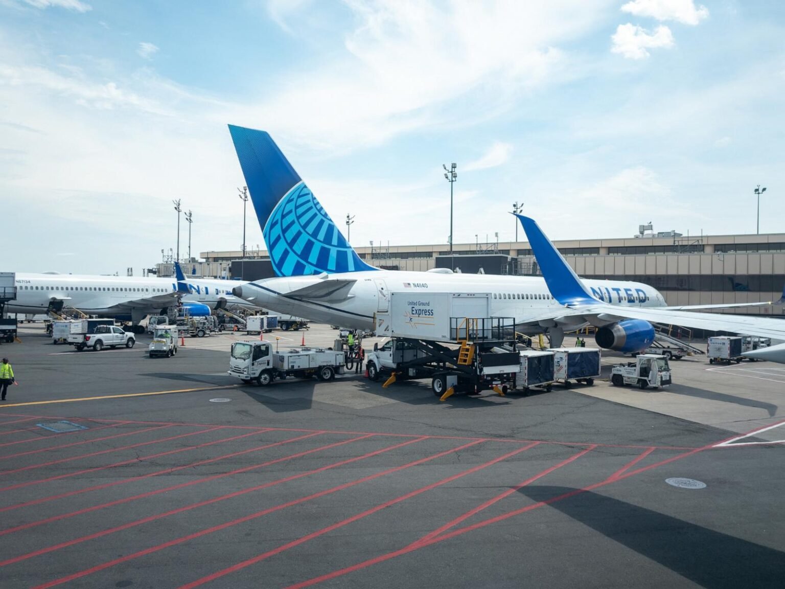 Northeast airspace closing for at least 30 minutes due to equipment outage: FAA