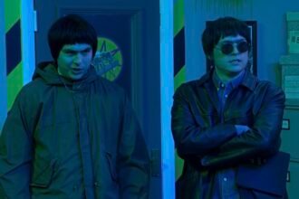 ‘SNL U.K.’ Spoofs Oasis as Russian Hackers Who Trick Prime Minister Andy Burnham by Asking Him to Join the Band