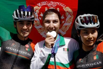 Afghan cyclist who escaped Taliban wins Asian Games silver medal