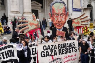 NYC police arrest Susan Sarandon, other celebrities protesting Netanyahu
