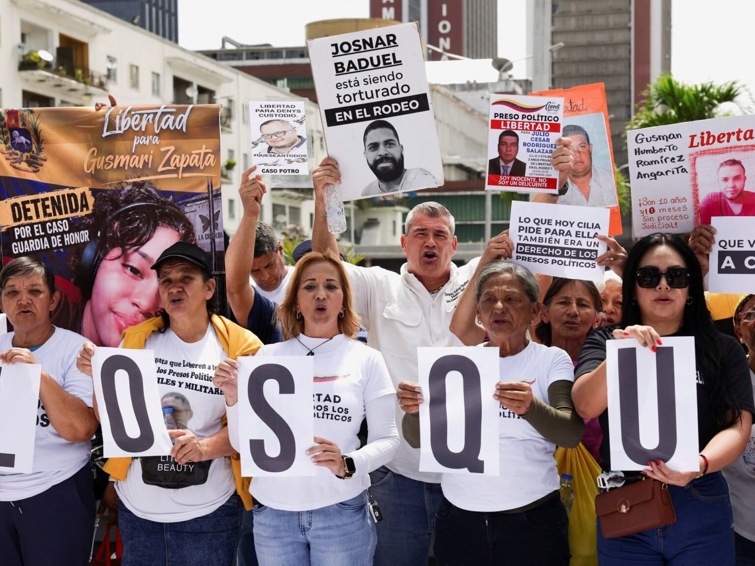 Venezuela frees 39 political prisoners after post-Maduro talks