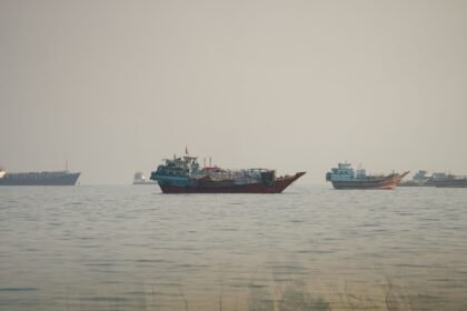Iran says it has given US 'concrete' seven-day plan to reopen Strait of Hormuz