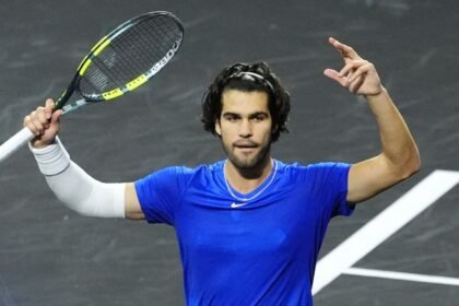 Alcaraz beats Fritz in thriller as Team Europe lead Laver Cup