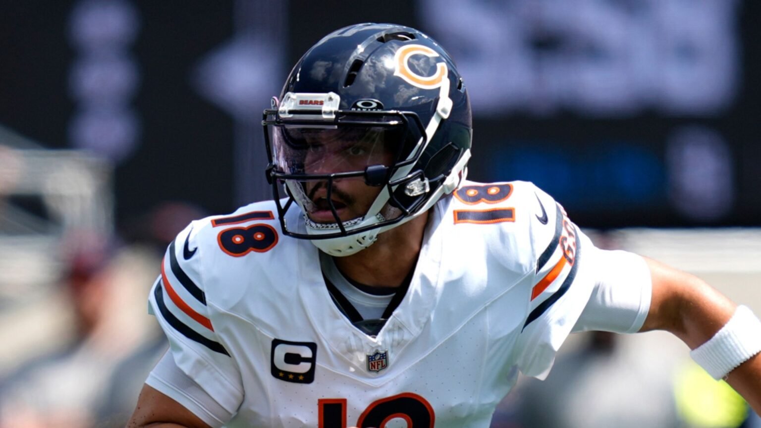 NFL live scores: Vikings face Bears before Jags vs Broncos