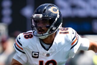 NFL live scores: Vikings face Bears before Jags vs Broncos