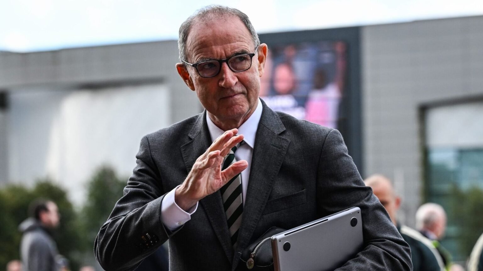 Celtic CEO backs O’Neill despite "painful" week