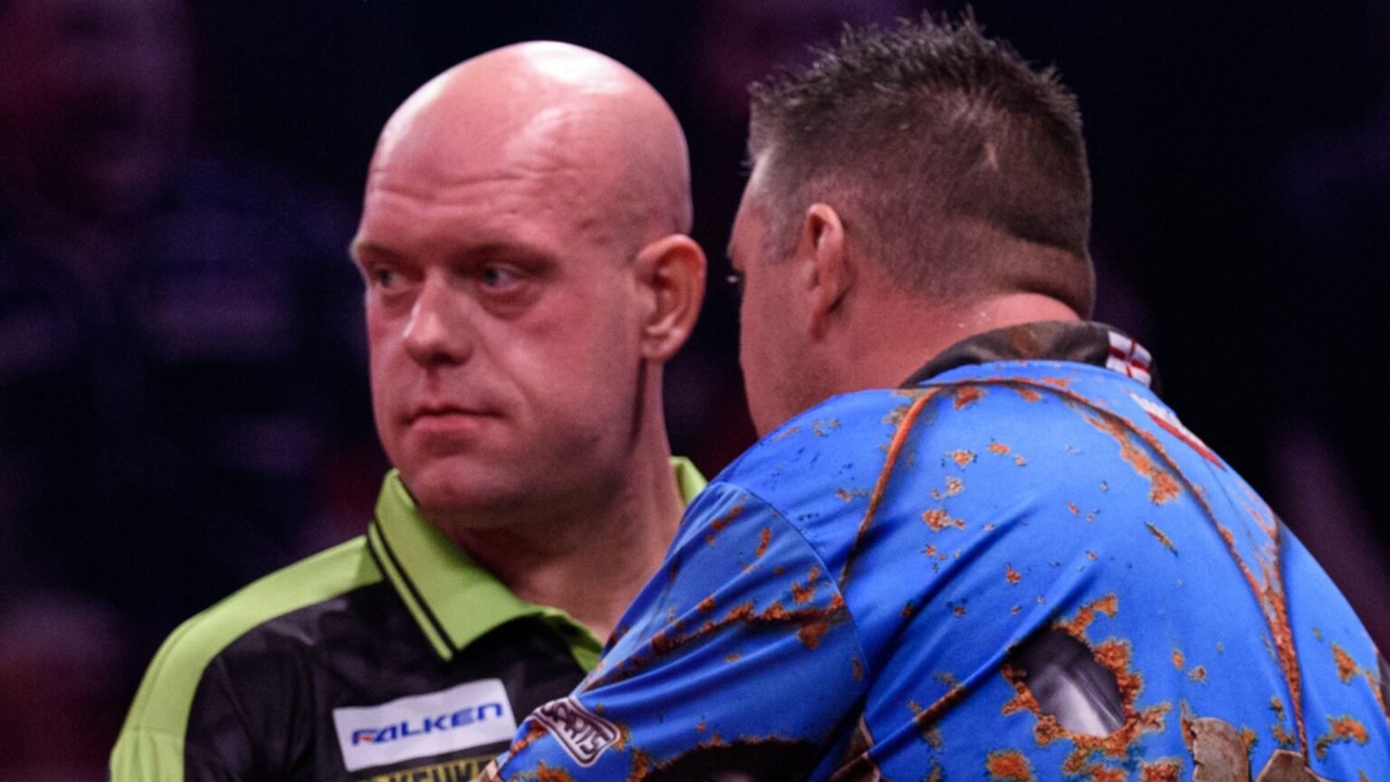 Van Gerwen dumped out in first round at World Series of Darts Finals