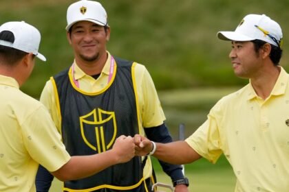 Internationals stun USA with session sweep to build shock Presidents Cup lead
