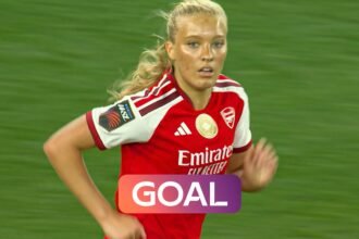 Holmberg equalises LATE on for Arsenal!