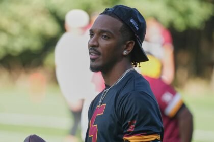 Will Commanders star Daniels play in NFL London game?