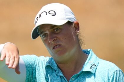 Coughlin makes LPGA Tour history with INCREDIBLE birdie streak