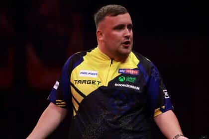 Lewis: Littler facing 'unfair' treatment from sections of crowd