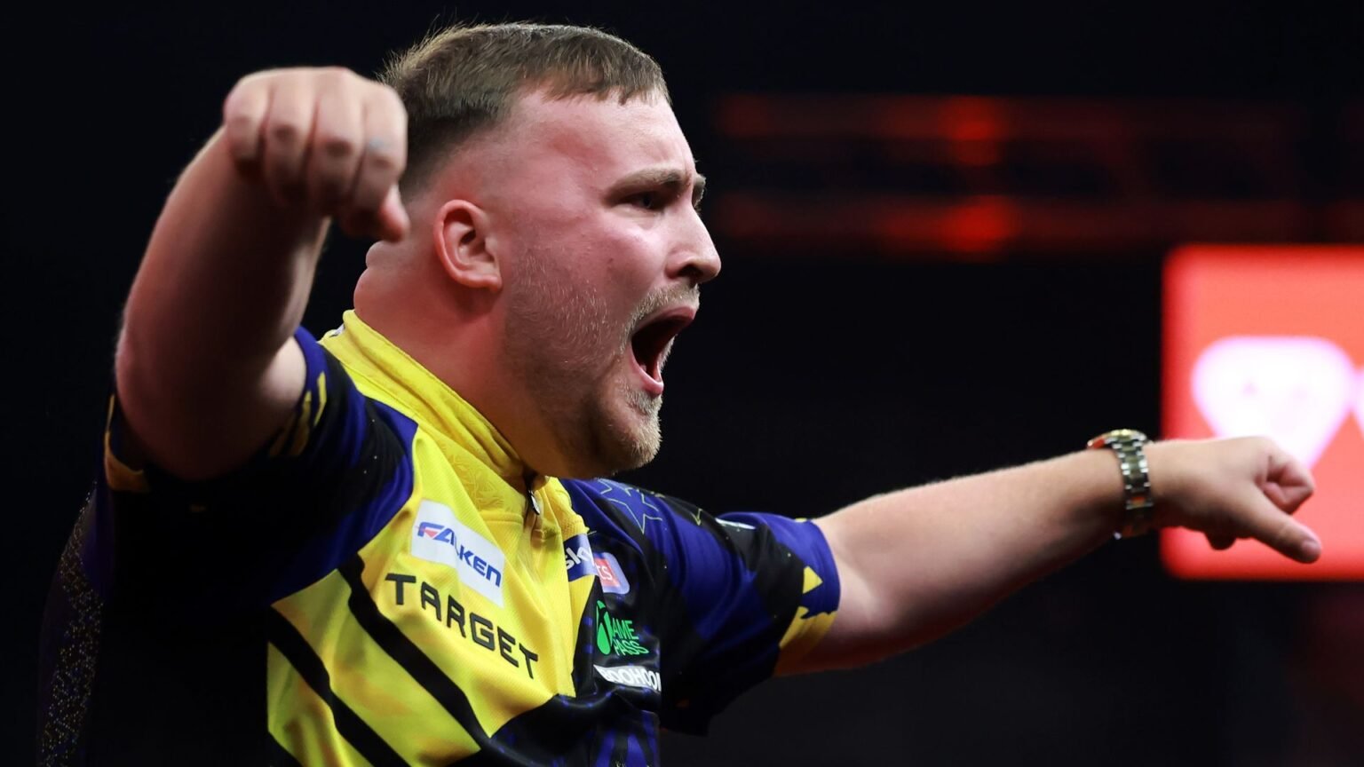 Webster: Littler won't walk away from darts over crowd treatment