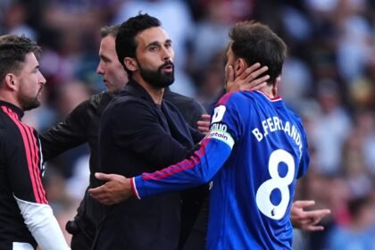Arbeloa: Officials wouldn't let Man Utd lose