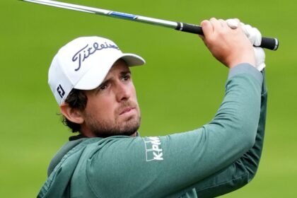 McIlroy two off pace as Manuel Elvira and Celli share Wentworth lead