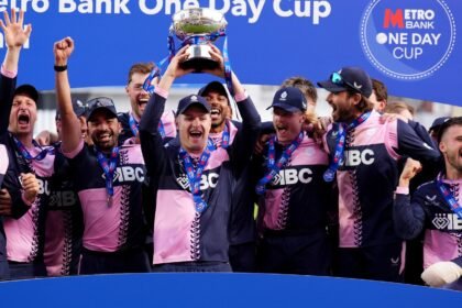 Middlesex beat Leicestershire to end 36-year List A trophy wait