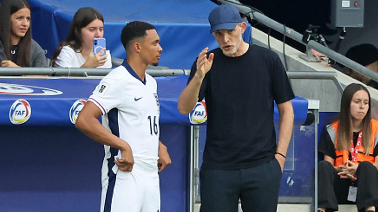 Palmer and Alexander-Arnold recalled to England squad