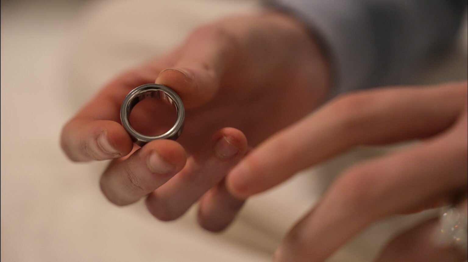 Smart-ring maker Oura set to put a ring on Wall Street