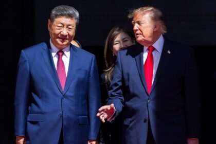 US officials deny there are plans to sell weapons to China