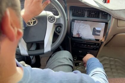 Afghan taxi drivers defy the Taliban’s music ban
