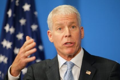 Energy Dept will spend $2 billion to squeeze more electricity from aging power grid