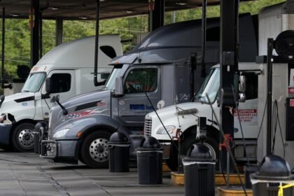 Skyrocketing diesel prices rattle Republicans as midterms approach