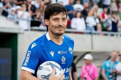 Former Man City player Silva comes out of retirement