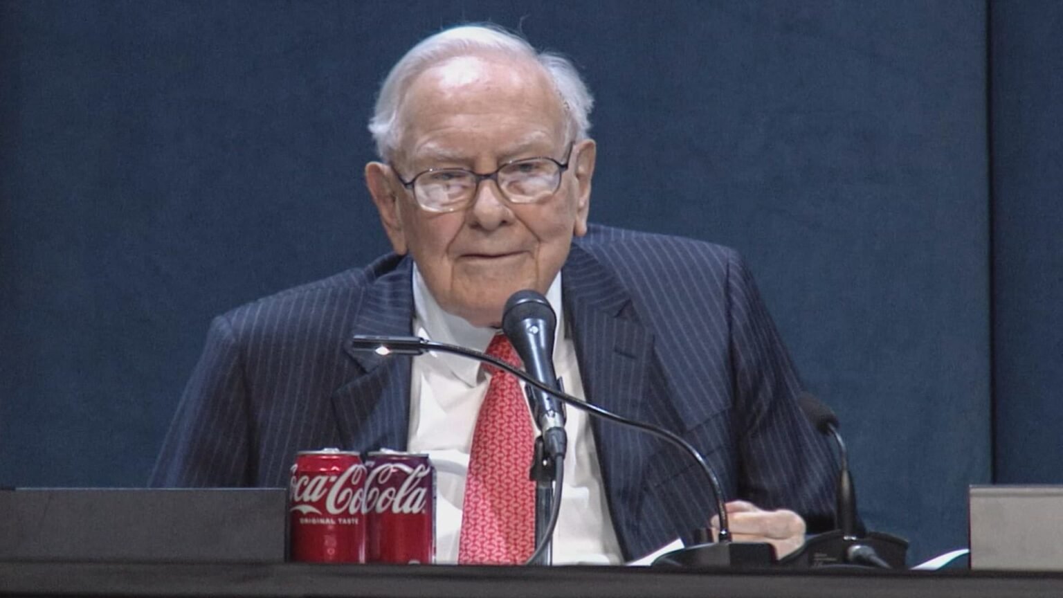 Buffett's 'trips down YouTube rabbit hole' revealed