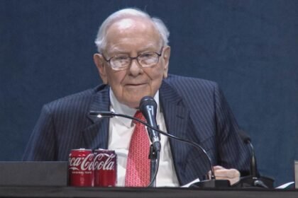 Buffett's 'trips down YouTube rabbit hole' revealed