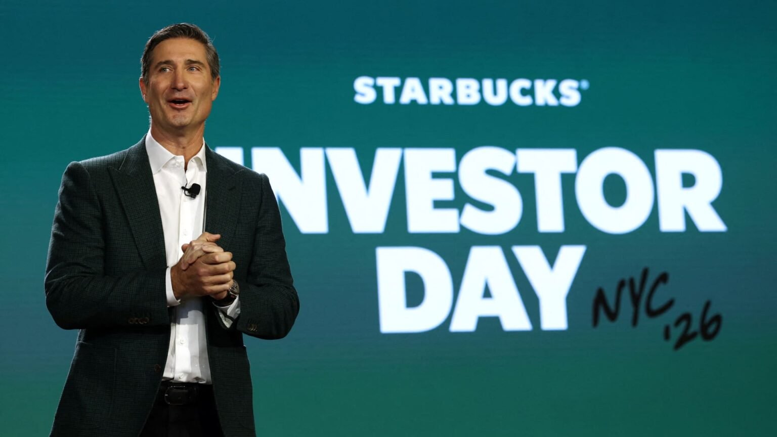 Why a Starbucks takeover of Chipotle would — and wouldn't — make sense for both companies